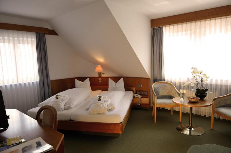 Hotel Caraleon Wasserburg am Bodensee Zimmer foto
